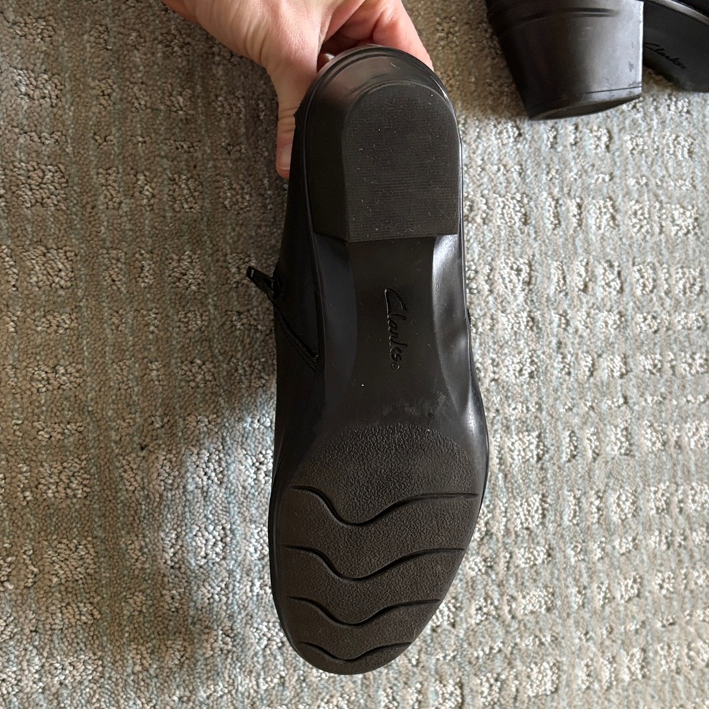 Clarks Ankle Boots - Picture 4 of 10